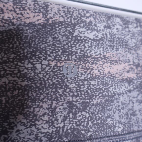 LULULEMON Wunder Under High-Rise Tight 28" Frozen Alpine White Multi Women's 6 - Picture 7 of 9